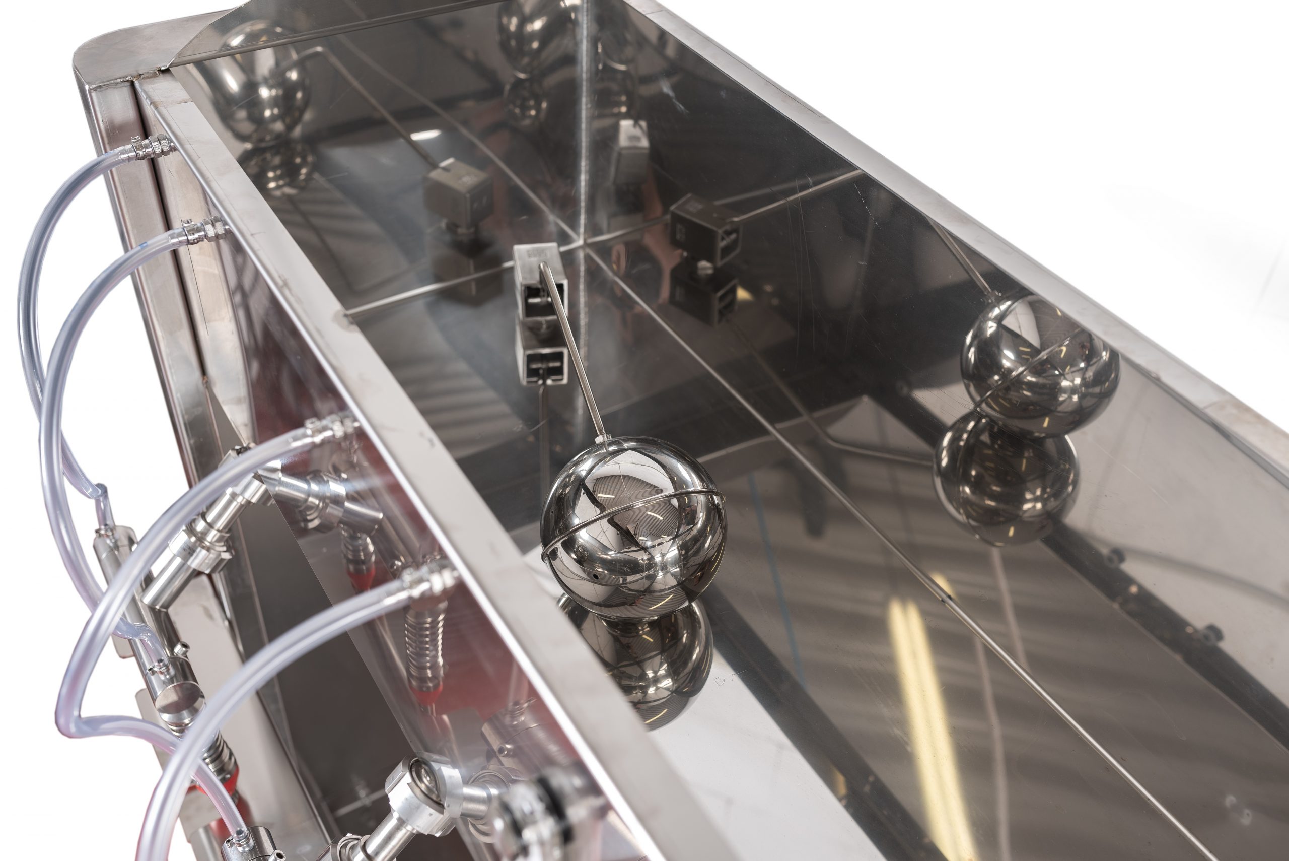 Manual bottle filler up close | ProFruit Machinery