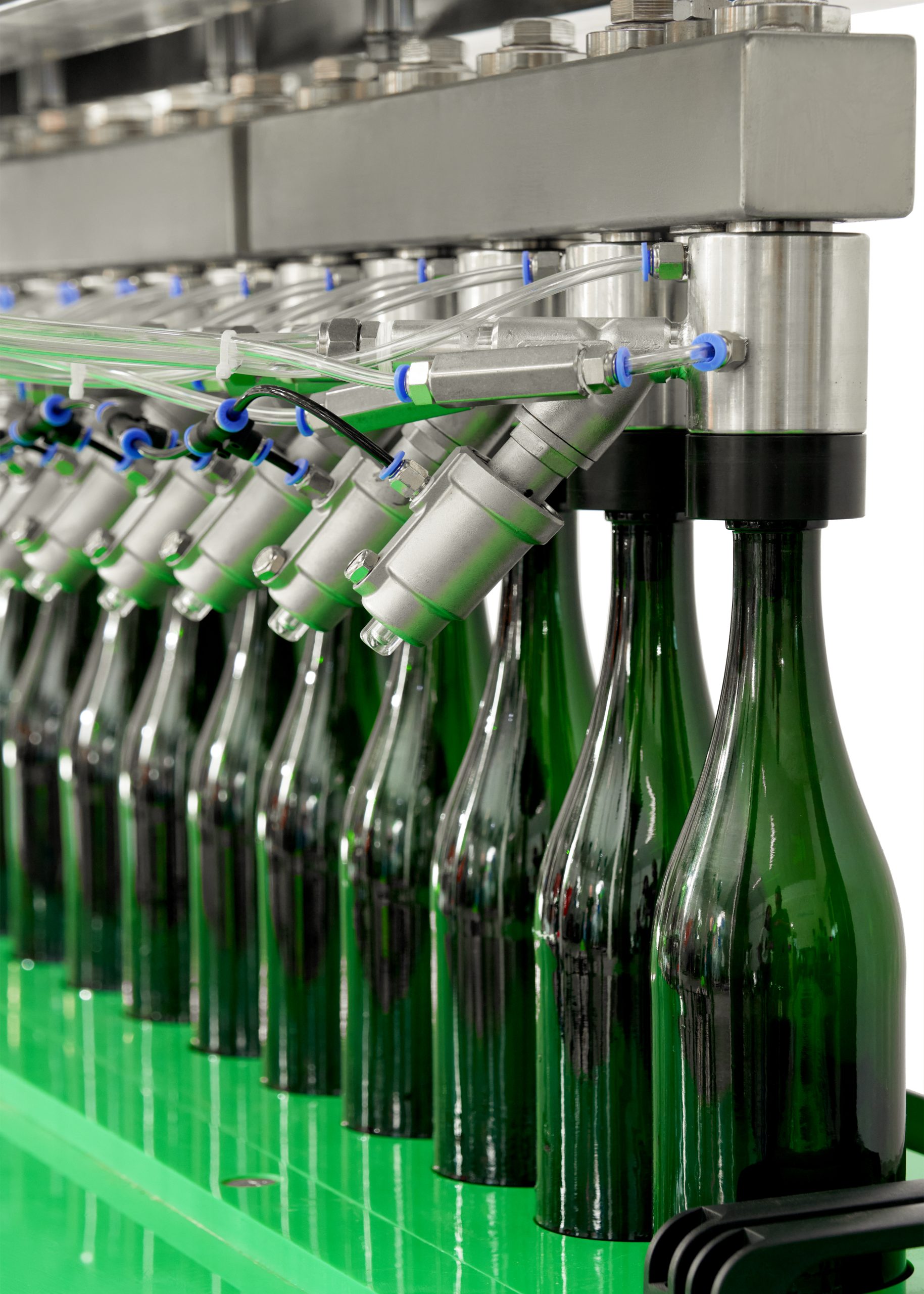 Semi-automatic 10 heads Isobaric filler with crown capper | ProFruit Machinery